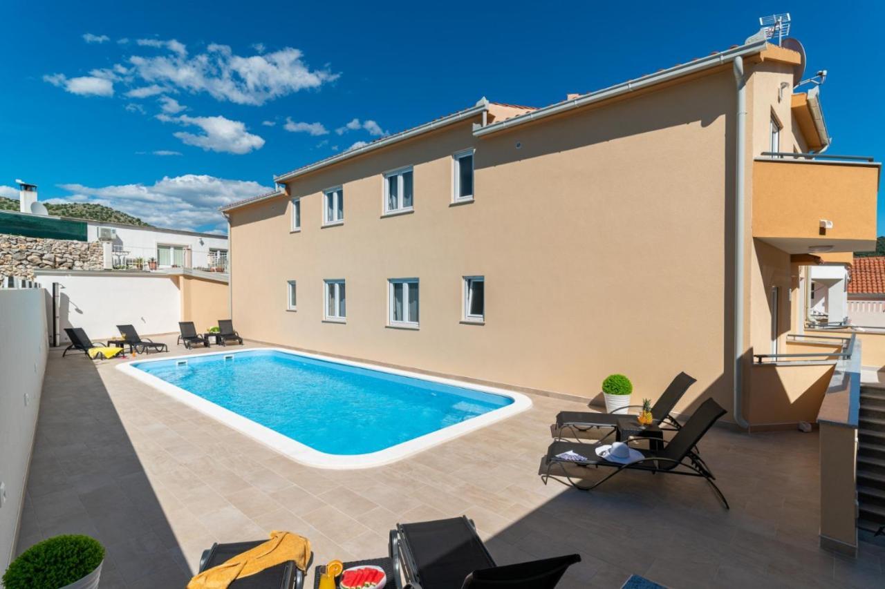 Villa A Marina Bagian luar foto